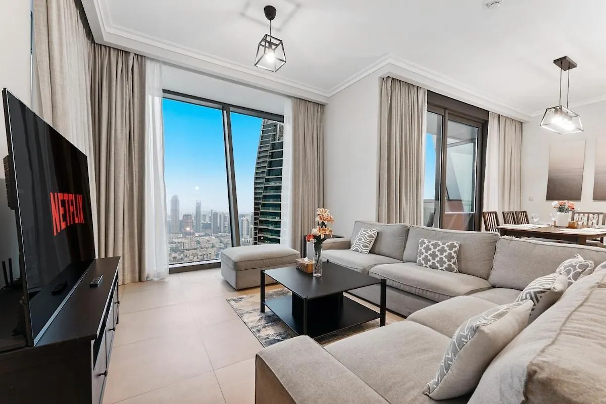 3Br Family Abode With Iconic Burj Khalifa View Apartamento Dubai