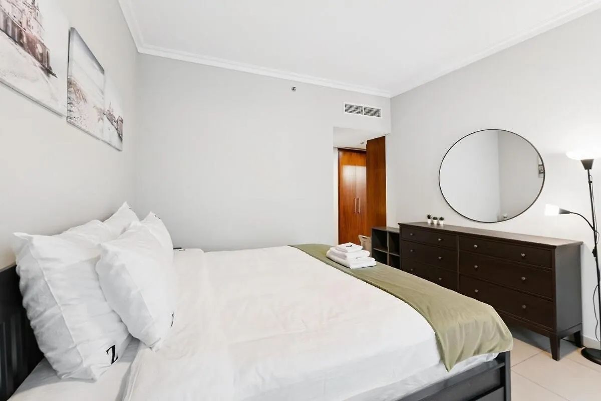 3Br Family Abode With Iconic Burj Khalifa View Apartamento Dubai