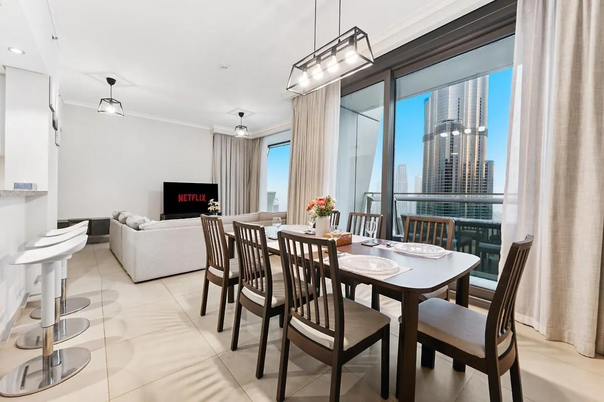 3Br Family Abode With Iconic Burj Khalifa View Apartamento Dubai