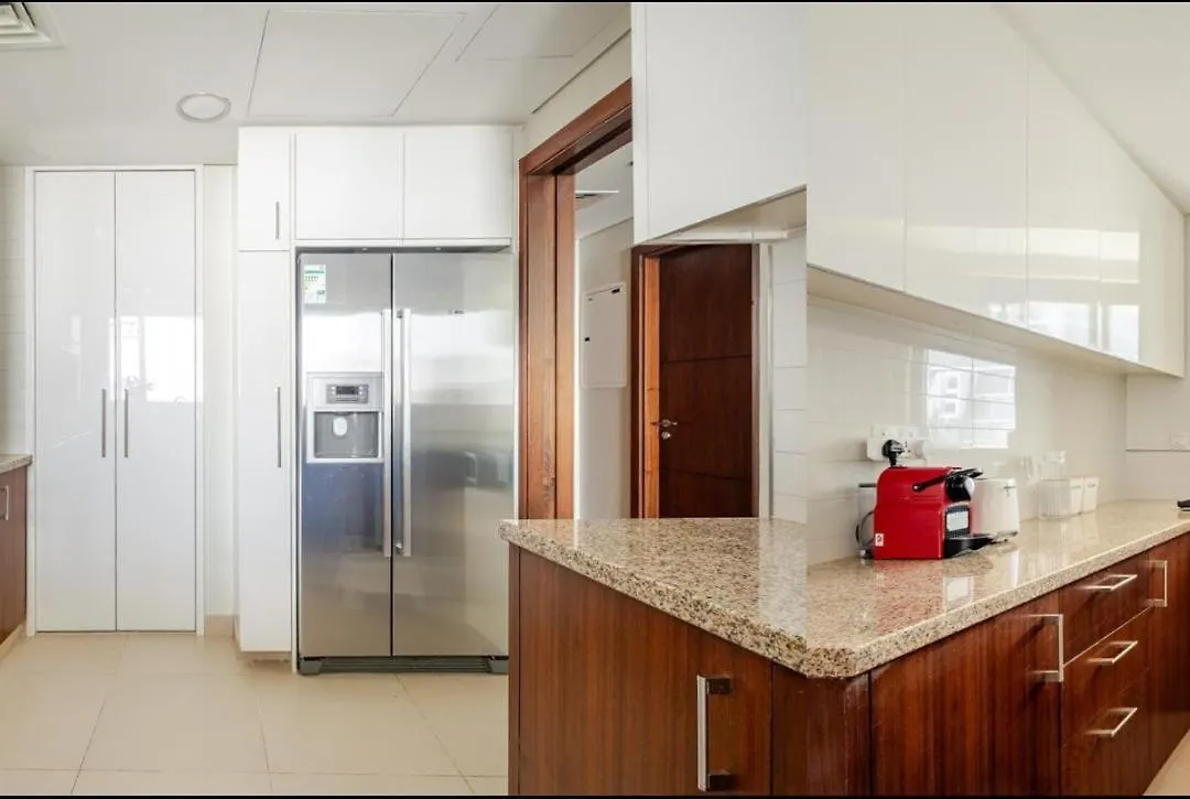 3Br Family Abode With Iconic Burj Khalifa View Apartamento Dubai