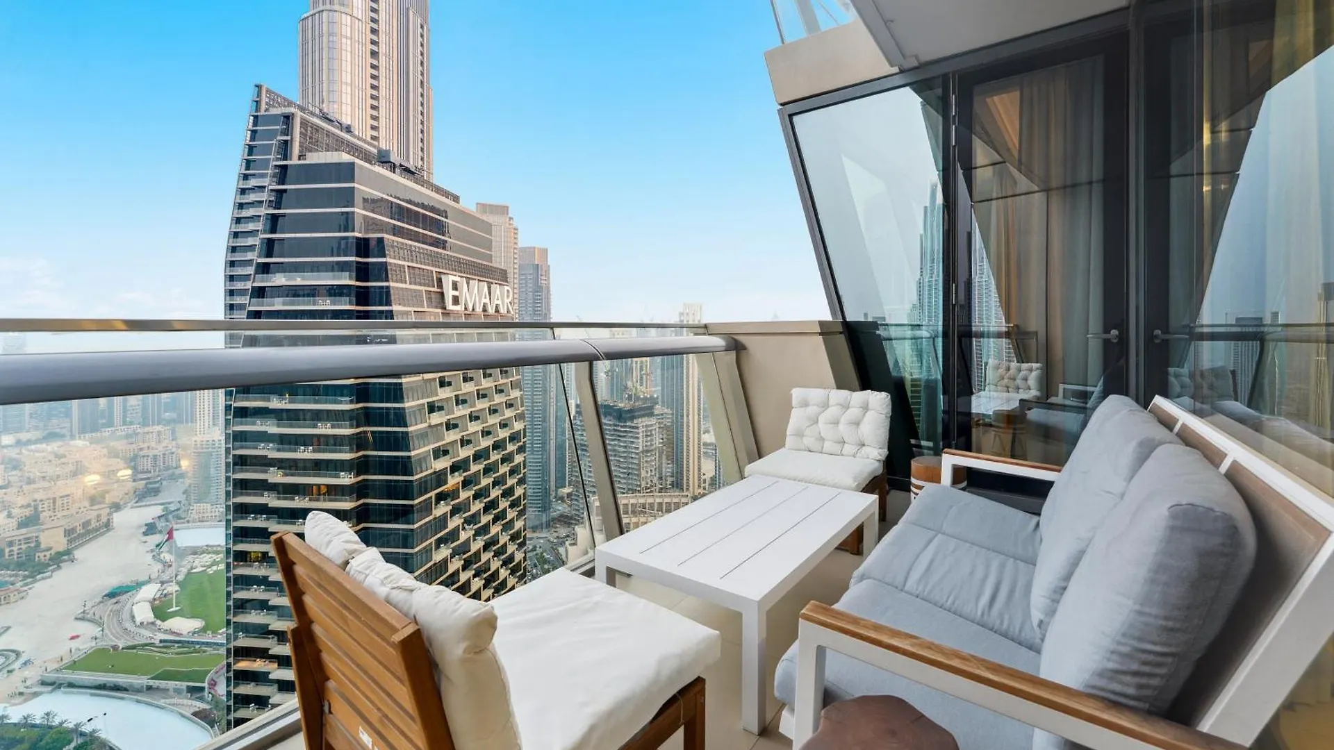 Апартаменты 3Br Family Abode With Iconic Burj Khalifa View Дубай